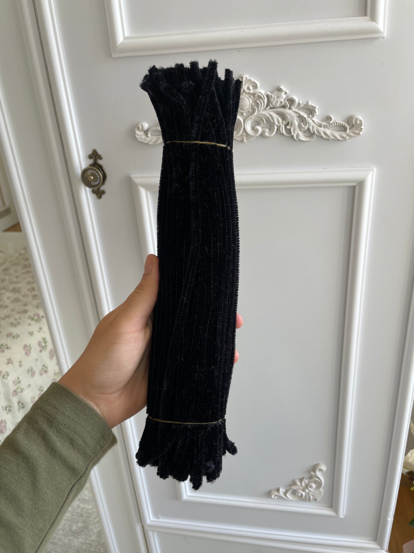 Black Pipe Cleaners